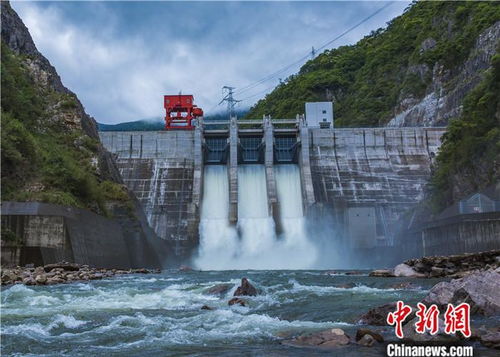 四川最大超级水库首次蓄满，水库全景概览